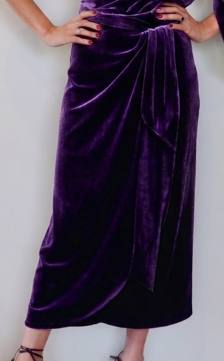 FALDA LARGA TERCIOPELO MORADO