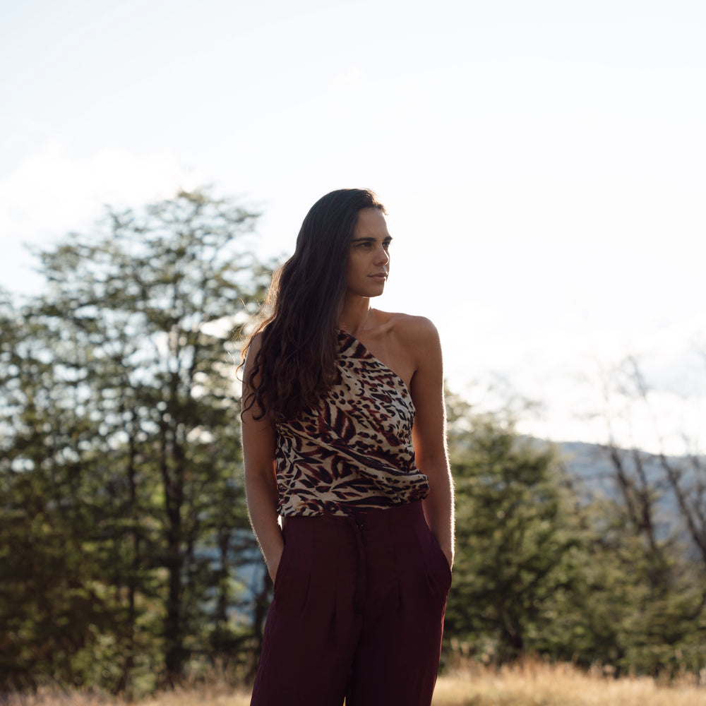 
                  
                    Pantalon  burdeo
                  
                