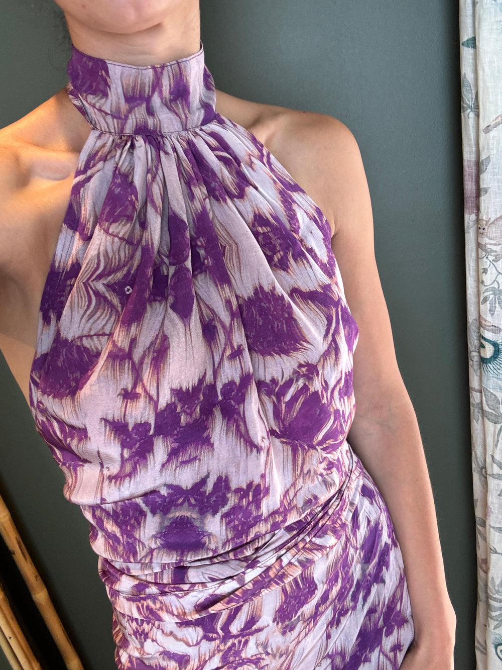 Top halter flores difuminadas