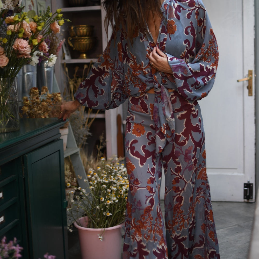 
                  
                    Kimono etro celeste naranjo
                  
                