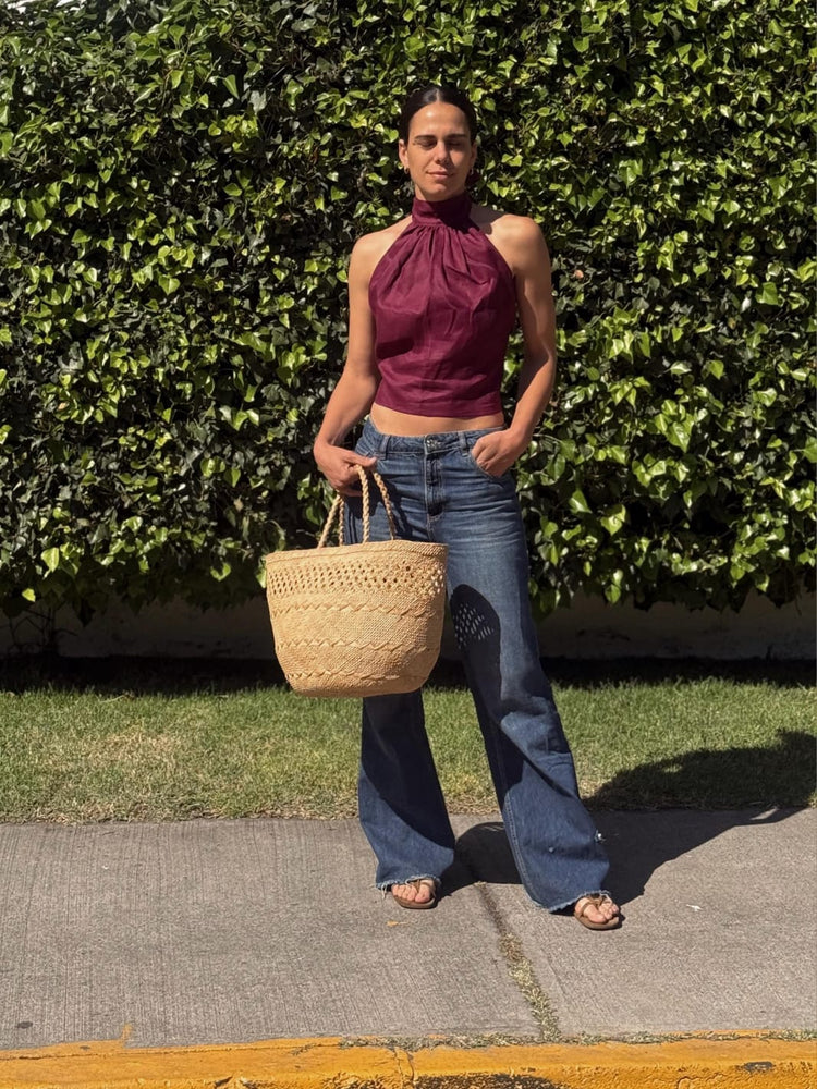 
                  
                    Top halter bugambilia
                  
                